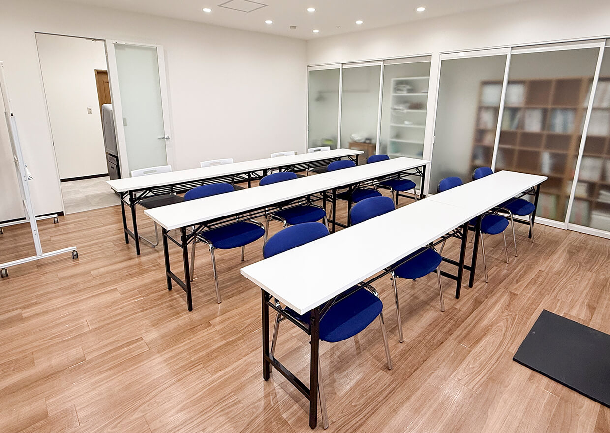 スタッフ研修ルーム兼休憩室